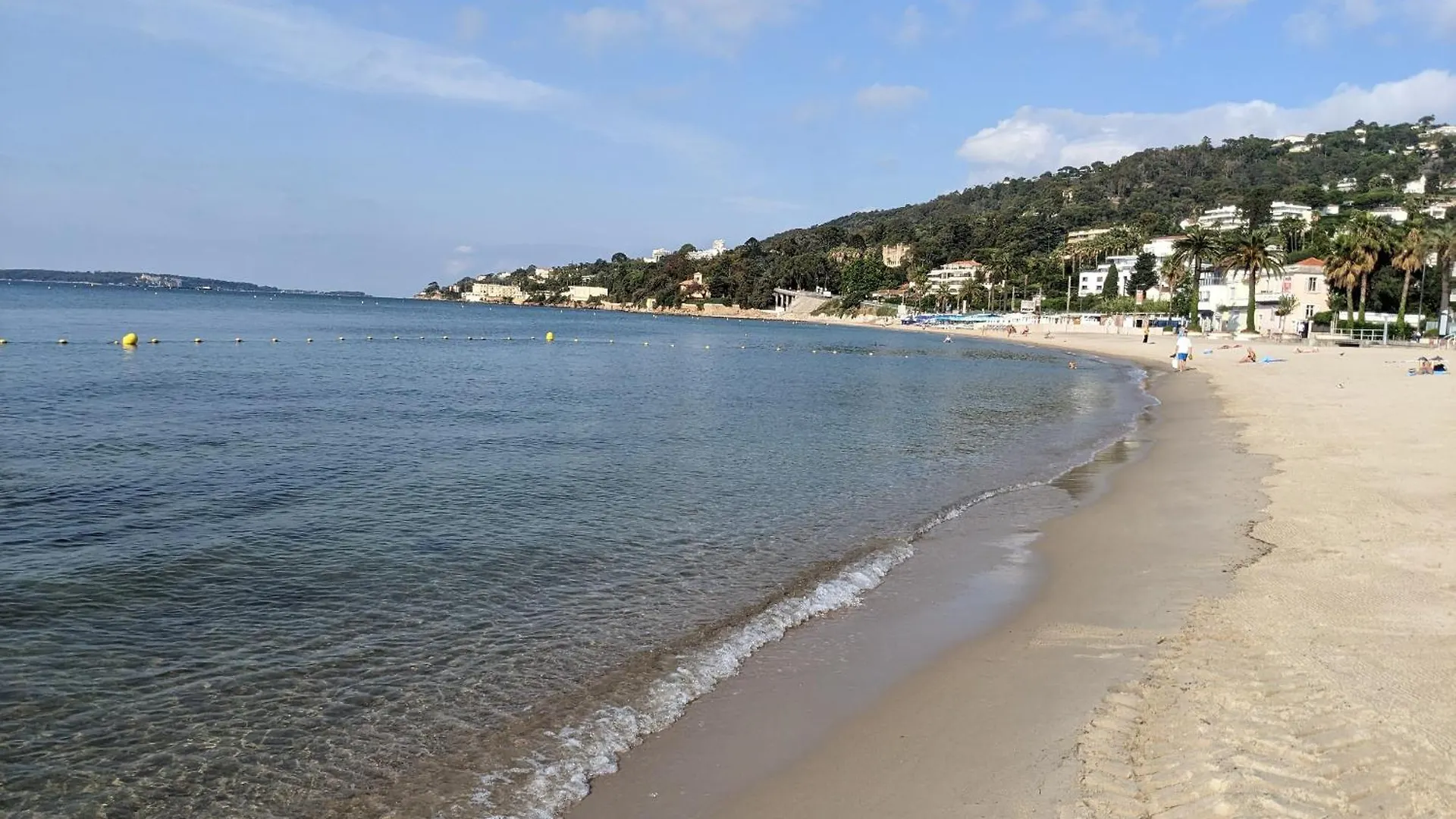 Golfe Juan Grand 2 Pieces Proche Plage Et Cannes Vallauris 0*,  Frankreich