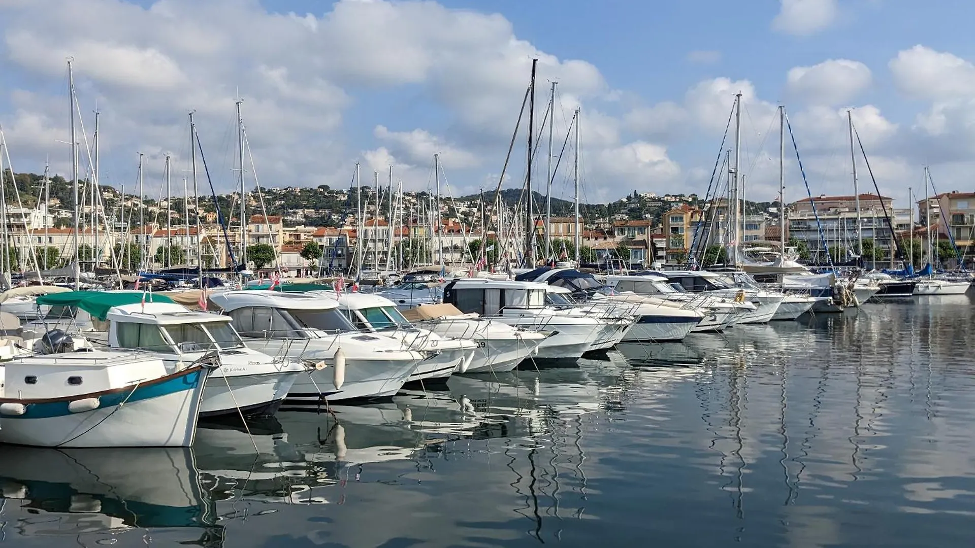 Golfe Juan Grand 2 Pieces Proche Plage Et Cannes Vallauris Apartment
